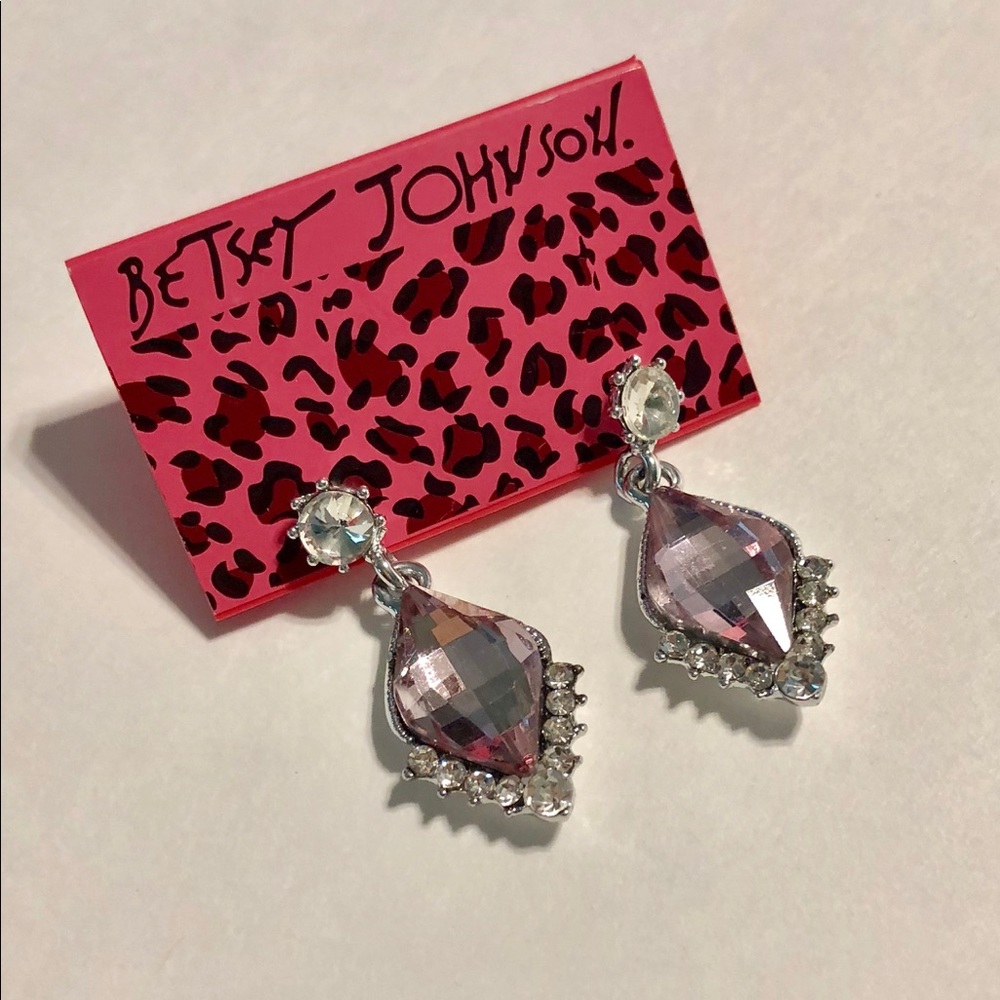 Raindrops by Betsey Johnson 🌧